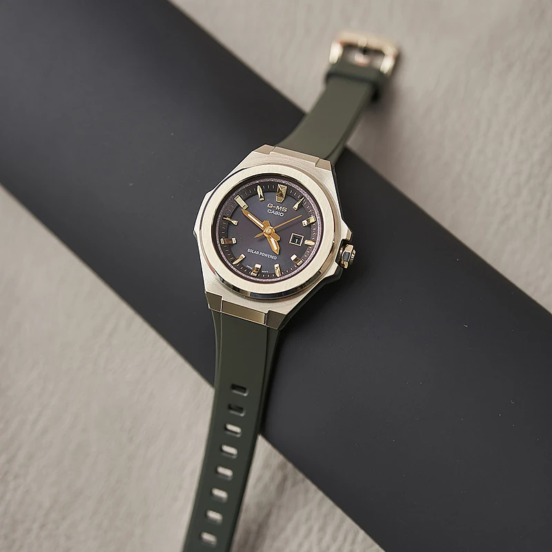商品[国内直发] Casio|卡西欧BABY-G手表采用优雅的金属外壳与运动的树脂表带相结合的设计简约中带着华丽,价格¥1076,第2张图片详细描述