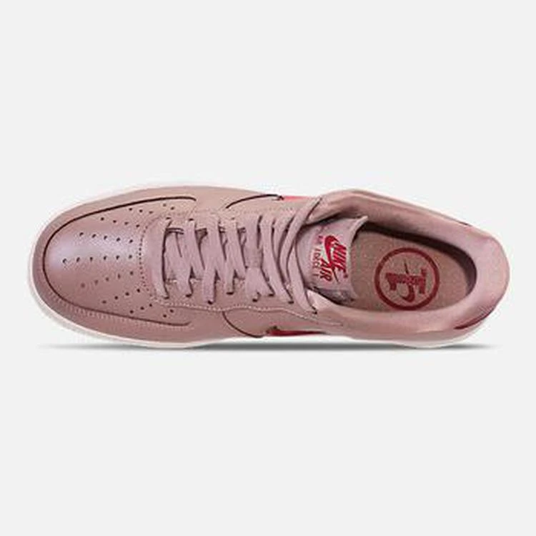 男士 Air Force 1 '07 LV8 Leather  运动鞋 商品