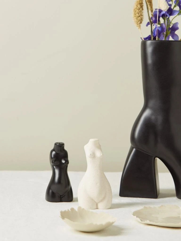 商品Anissa Kermiche|Tit for Tat ceramic salt and pepper shakers,价格¥355,第2张图片详细描述