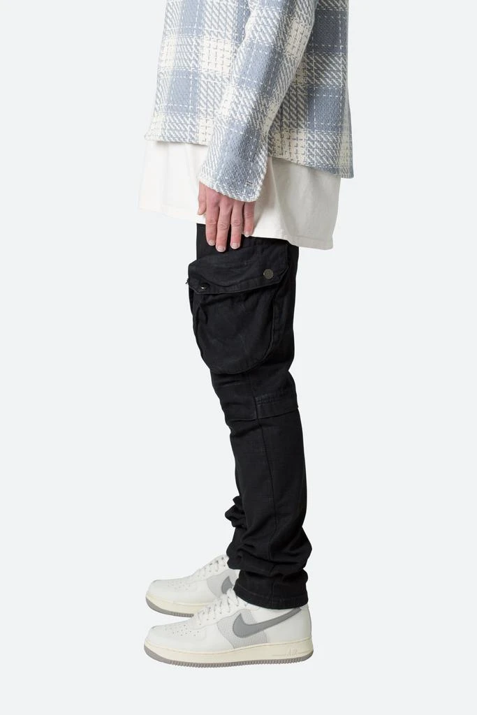 商品MNML|Waxed Denim Cargo Pants - Black,价格¥425,第4张图片详细描述