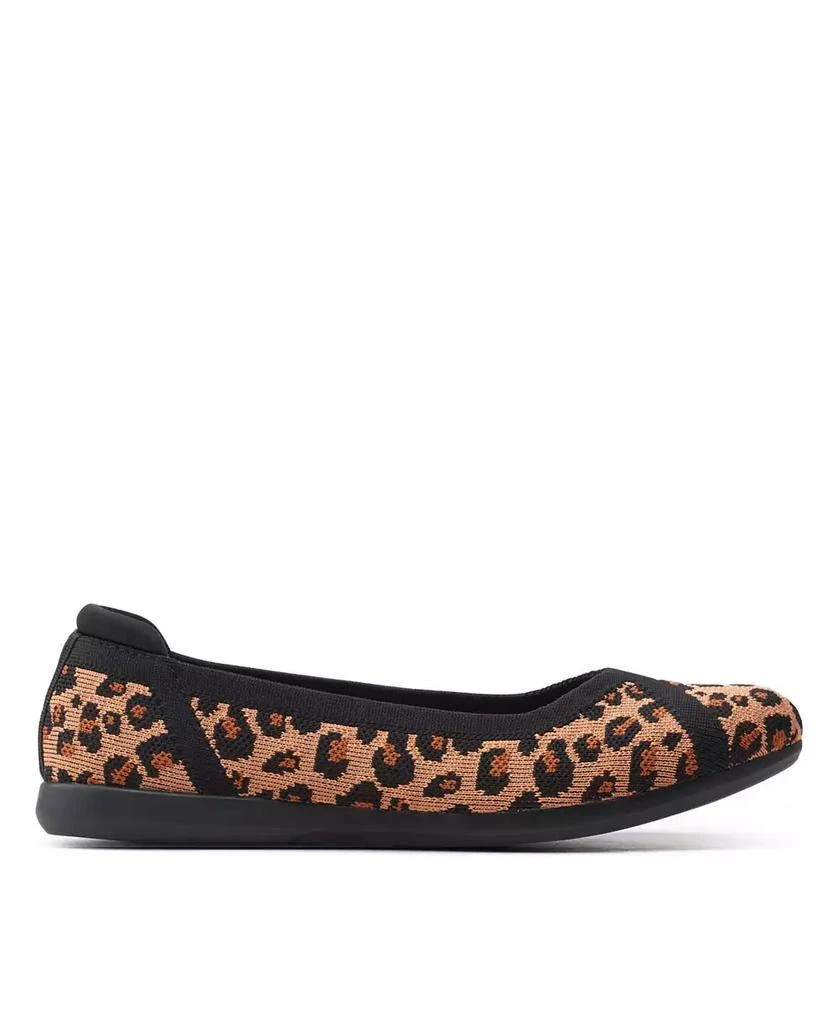 商品Clarks|Women's Cloudsteppers Carly Wish Ballet Flats,价格¥469,第2张图片详细描述