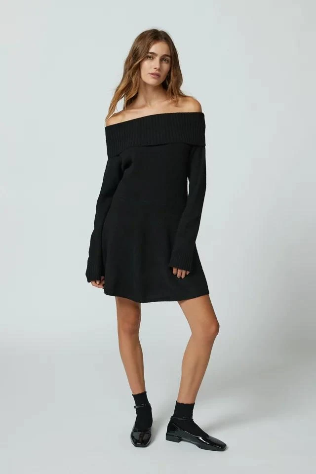 商品Urban Outfitters|UO Blake Off-The-Shoulder Mini Dress,价格¥525,第3张图片详细描述