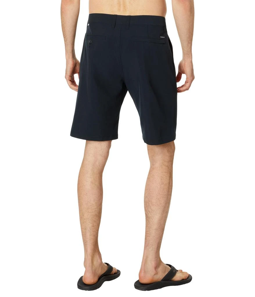 商品Quiksilver|20" Union Amphibian Shorts,价格¥322,第2张图片详细描述