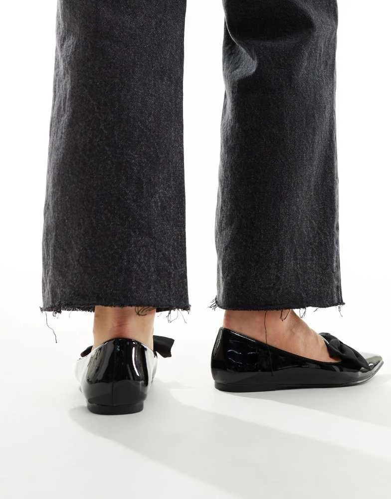 商品ASOS|ASOS DESIGN Wide Fit Lake bow pointed ballet flats in black,价格¥207,第2张图片详细描述