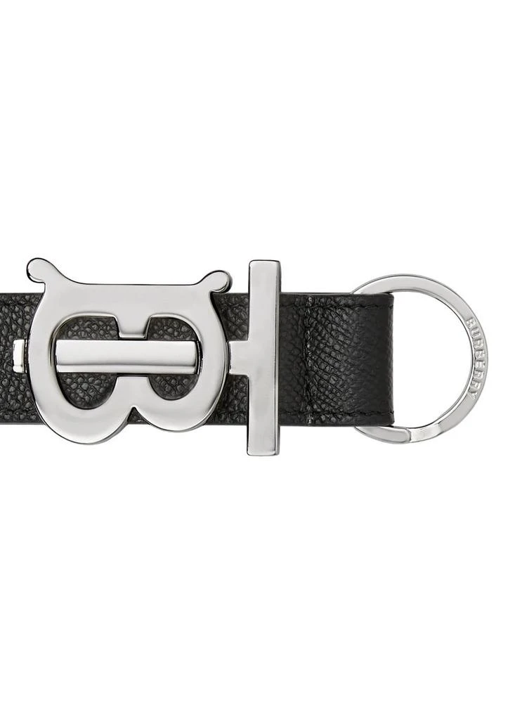 商品Burberry|Monogram motif grainy leather key ring,价格¥3123,第2张图片详细描述