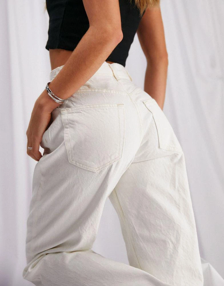 商品ASOS|ASOS DESIGN cotton blend high rise 'slouchy' mom jeans in ecru - BEIGE,价格¥211,第3张图片详细描述