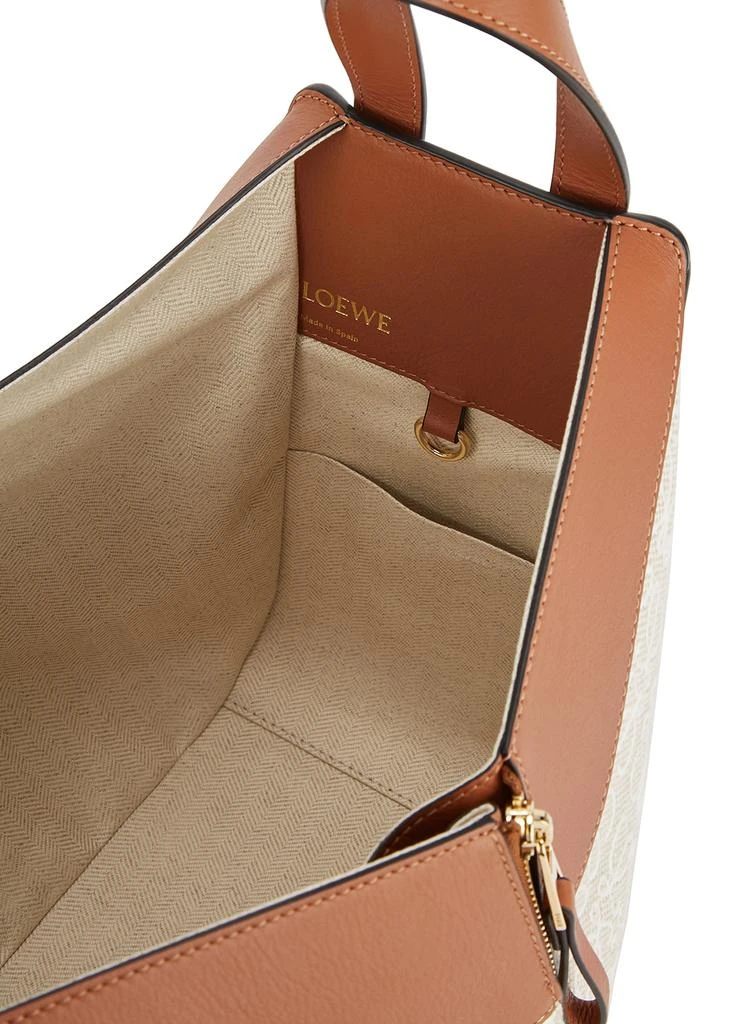 商品Loewe|Hammock small leather and canvas bag,价格¥23298,第4张图片详细描述