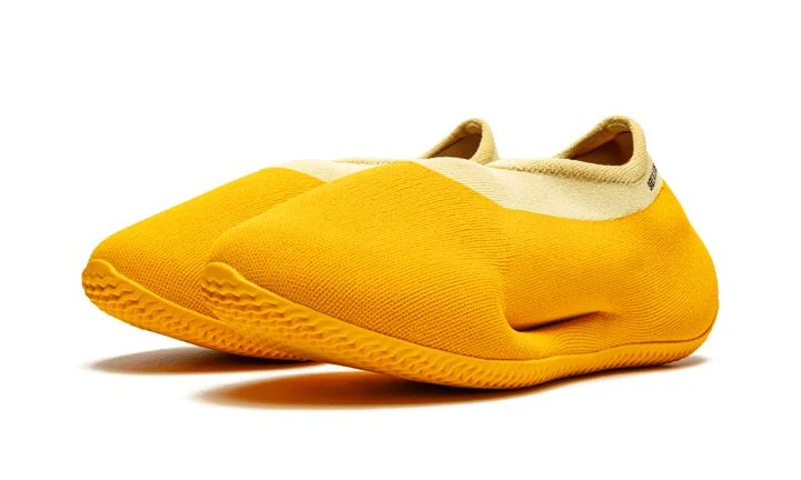 商品Adidas|Adidas Yeezy Knit Runner,价格¥3036-¥5472,第3张图片详细描述
