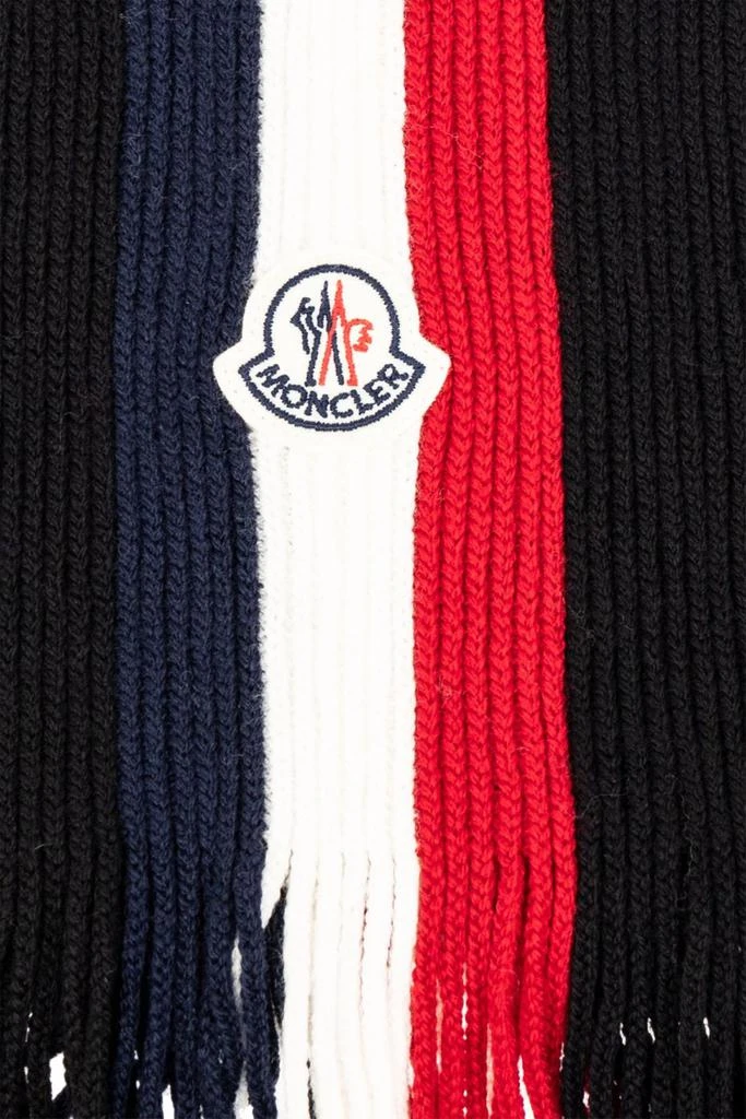 商品Moncler|Moncler Striped Logo Patch Fringed Scarf,价格¥2570,第2张图片详细描述