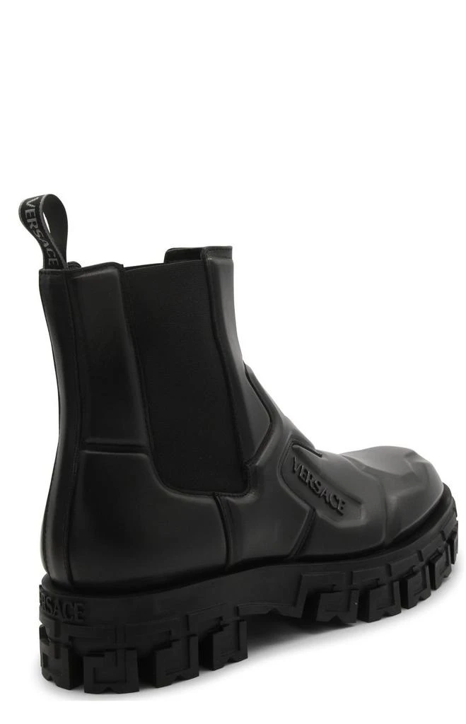 商品Versace|Versace Greca Portico Panelled Round-Toe Boots,价格¥5220,第2张图片详细描述