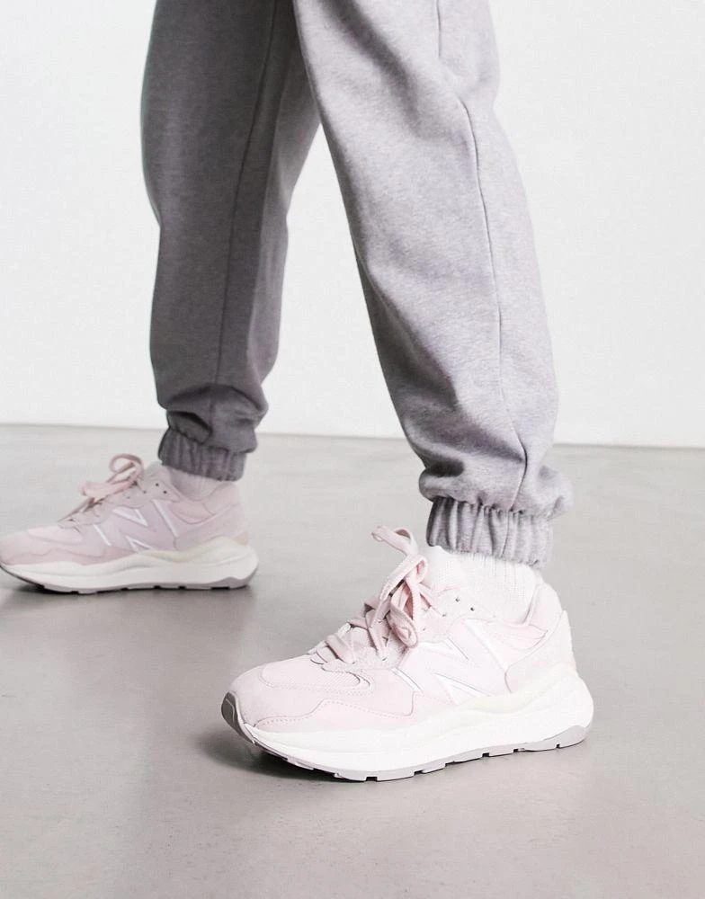 商品New Balance|New Balance 5740 trainers in pink,价格¥815,第1张图片