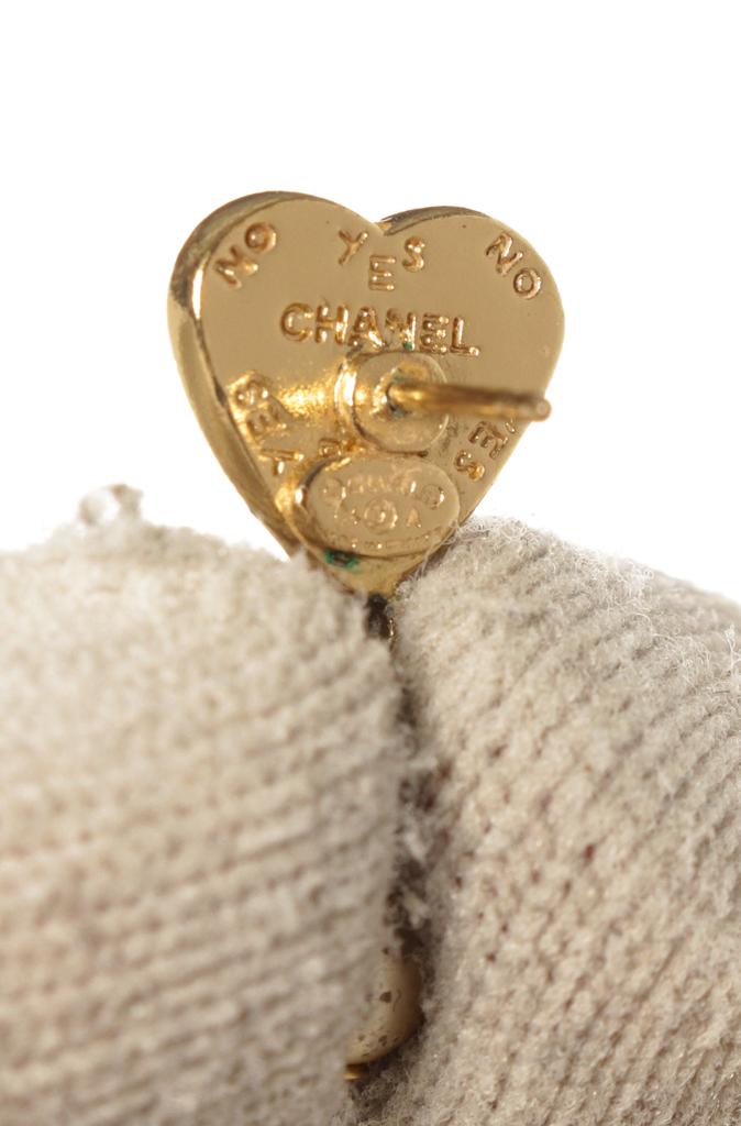 Chanel Black Heart CC Dangle Pearl Earrings商品第4张图片规格展示