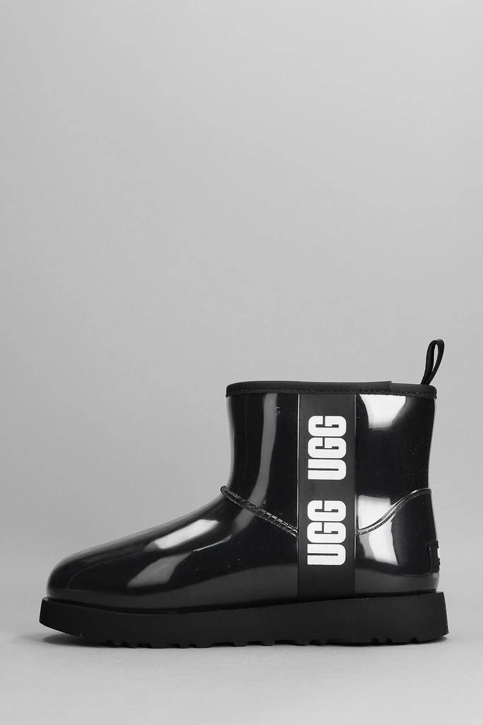 商品UGG|UGG Classic Clear Mini Low Heels Ankle Boots In Black Pvc,价格¥1836,第3张图片详细描述