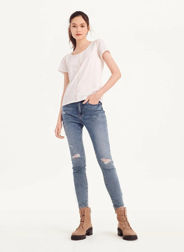 商品DKNY|Scoop Neck Tee With Contrast Stitching,价格¥143,第2张图片详细描述