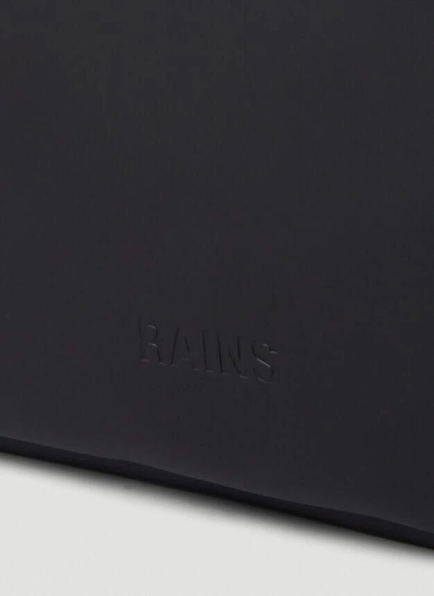 商品RAINS|Box Bag in Black,价格¥362,第5张图片详细描述