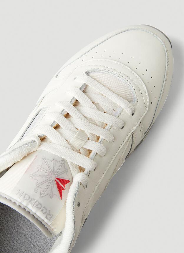 商品Reebok|Classic Leather 1983 Vintage Sneakers in White,价格¥412,第7张图片详细描述