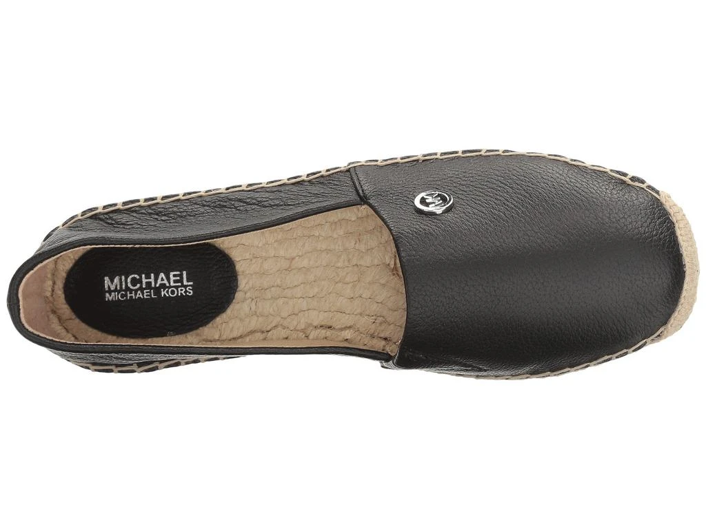 商品Michael Kors|Kendrick Slip-On,价格¥679,第2张图片详细描述