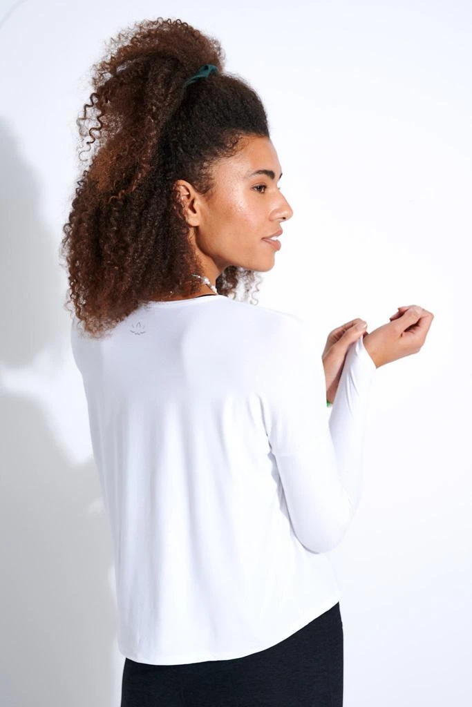 商品Beyond yoga|Featherweight Morning Light Pullover - Cloud White,价格¥535,第3张图片详细描述