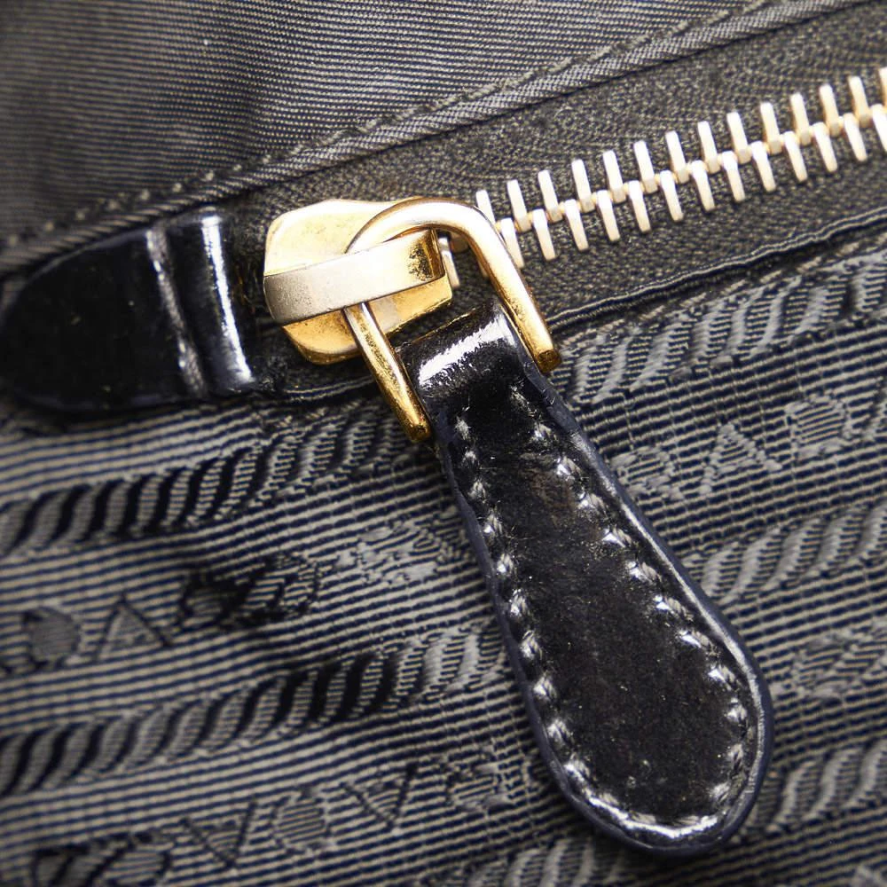 Prada Black Tessuto Bomber Handbag 商品