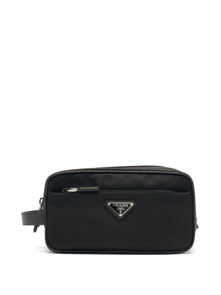 商品Prada|Triangle logo-plaque nylon wash bag,价格¥4783,第1张图片