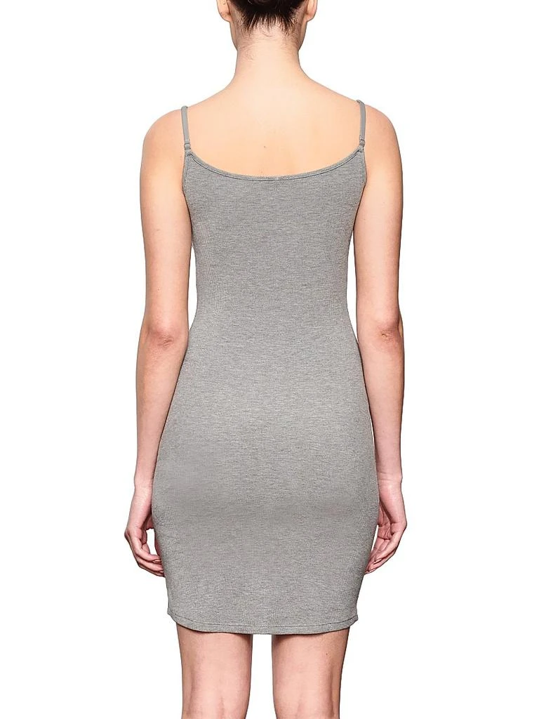 商品SKIMS|Soft Lounge Mini Slip Dress,价格¥528,第5张图片详细描述