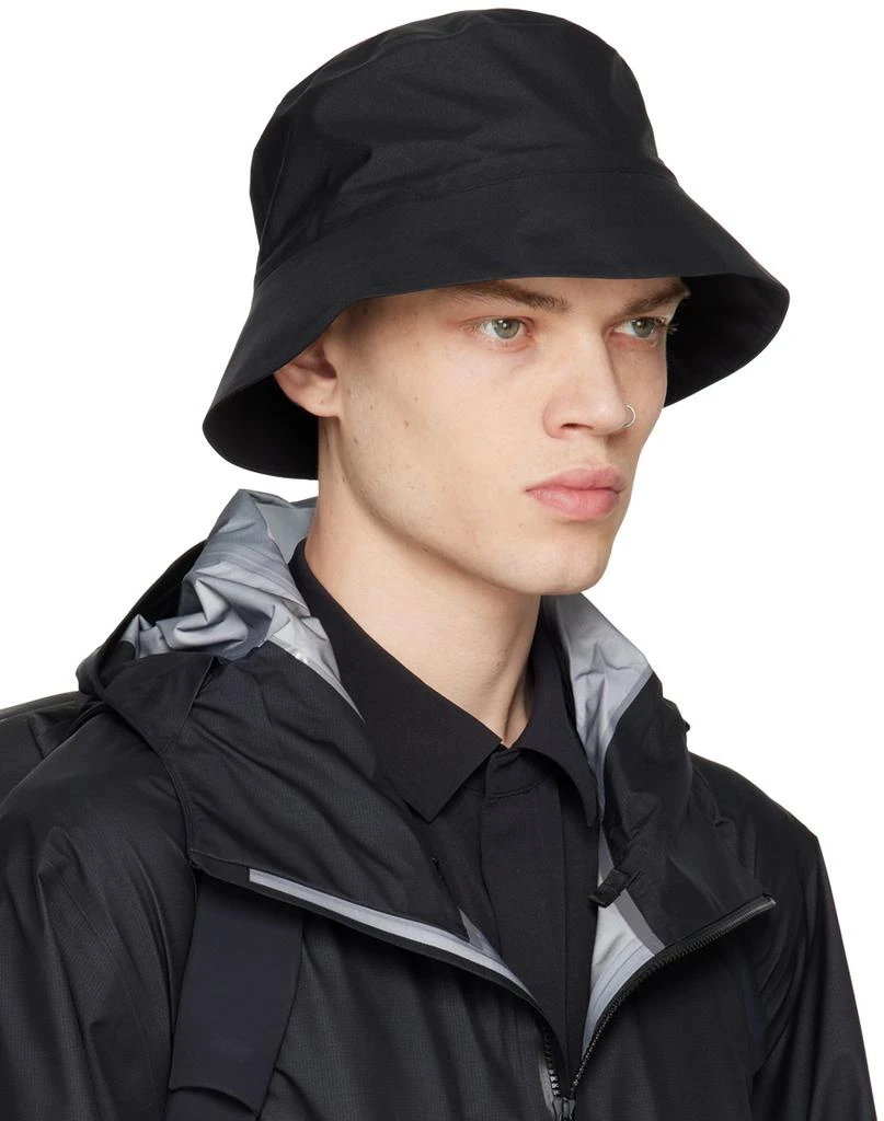 商品Veilance|Black Water-Repellent Bucket Hat,价格¥951,第2张图片详细描述