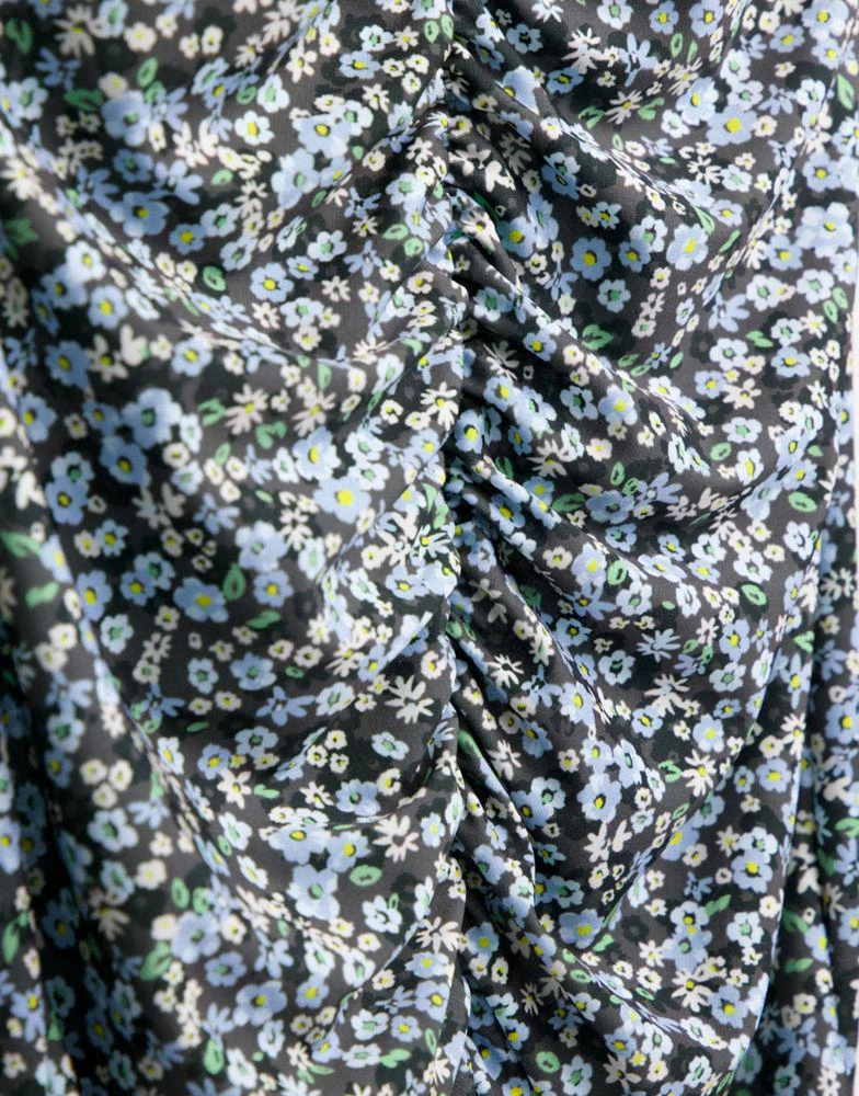 商品River Island|River Island ruched front tunic top in blue floral print,价格¥157,第4张图片详细描述