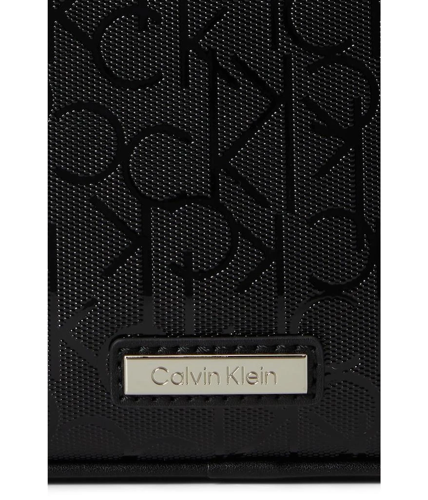 商品Calvin Klein|Takara Crossbody,价格¥704,第4张图片详细描述