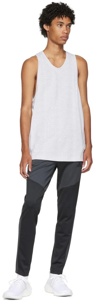 商品Adidas|Gray Yoga Tank Top,价格¥163,第4张图片详细描述