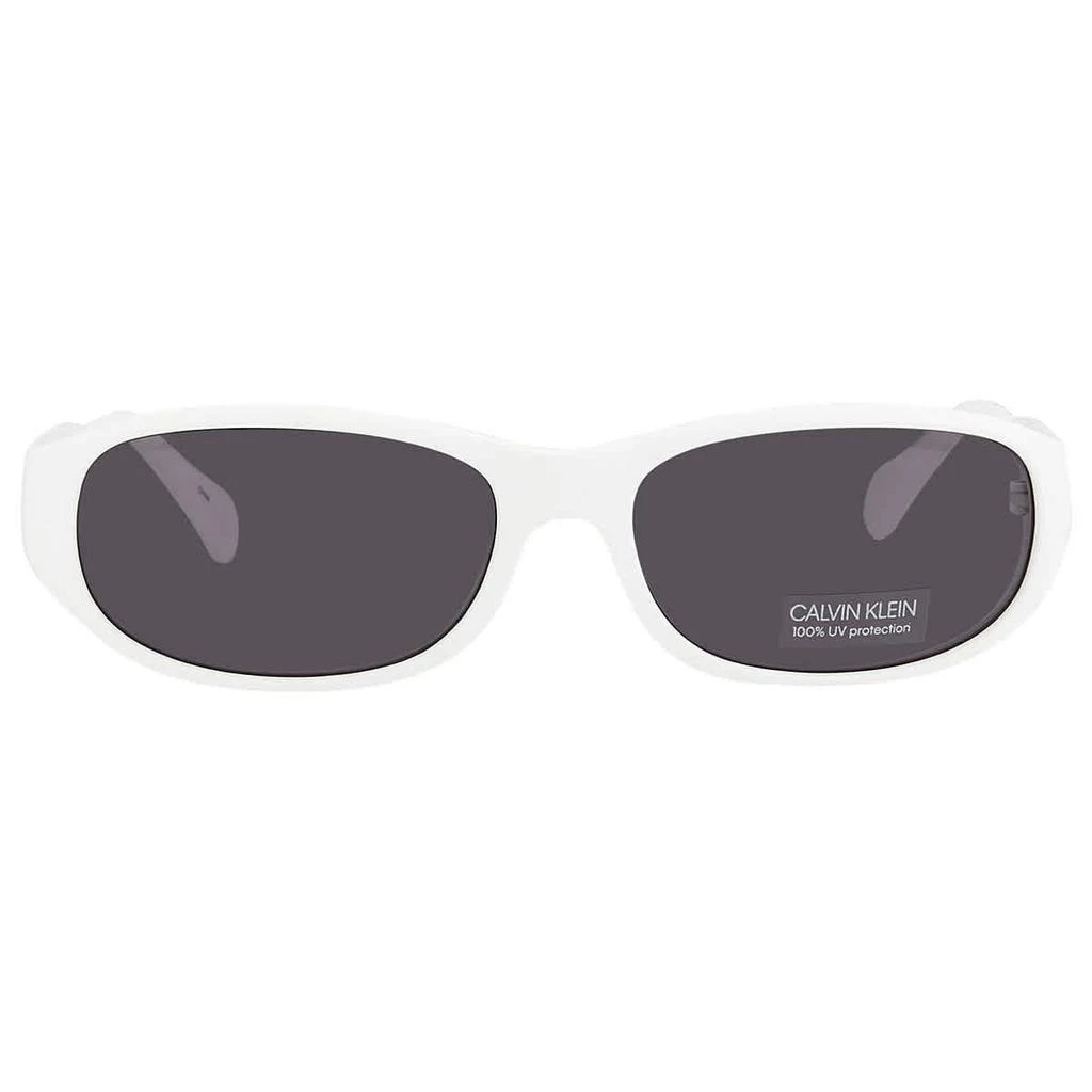 商品Calvin Klein|Calvin Klein Grey Oval Unisex Sunglasses CK21516S 104 55,价格¥157,第2张图片详细描述