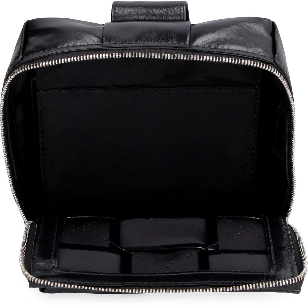 商品Bottega Veneta|Bottega Veneta Cassette Zipped Messenger Bag,价格¥7241,第5张图片详细描述