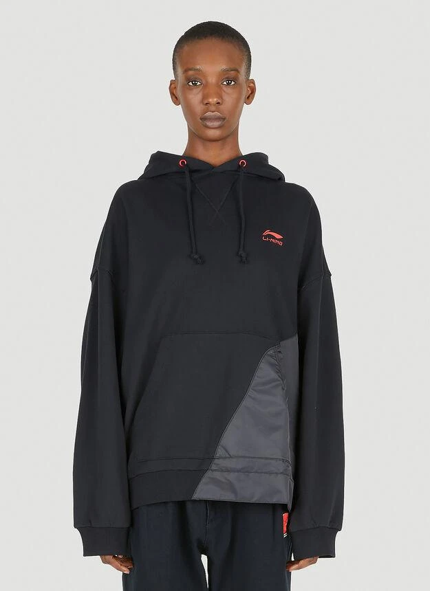 商品Li-Ning|Contrast Panel Hooded Sweatshirt in Black,价格¥471,第1张图片