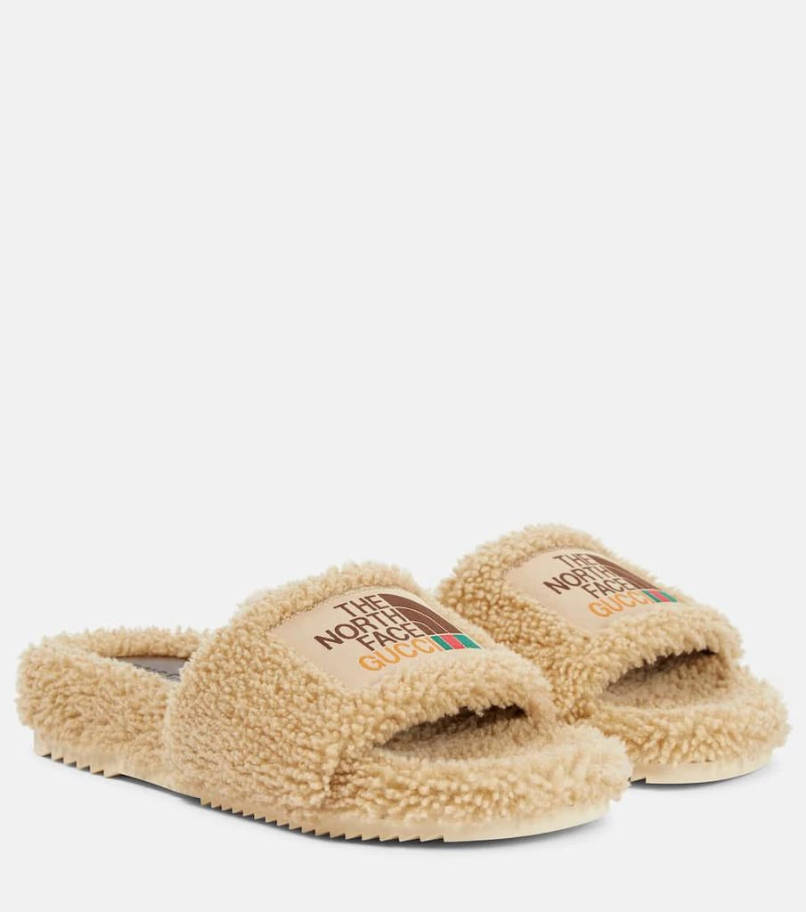 商品Gucci|x The North Face shearling slides,价格¥6182,第1张图片