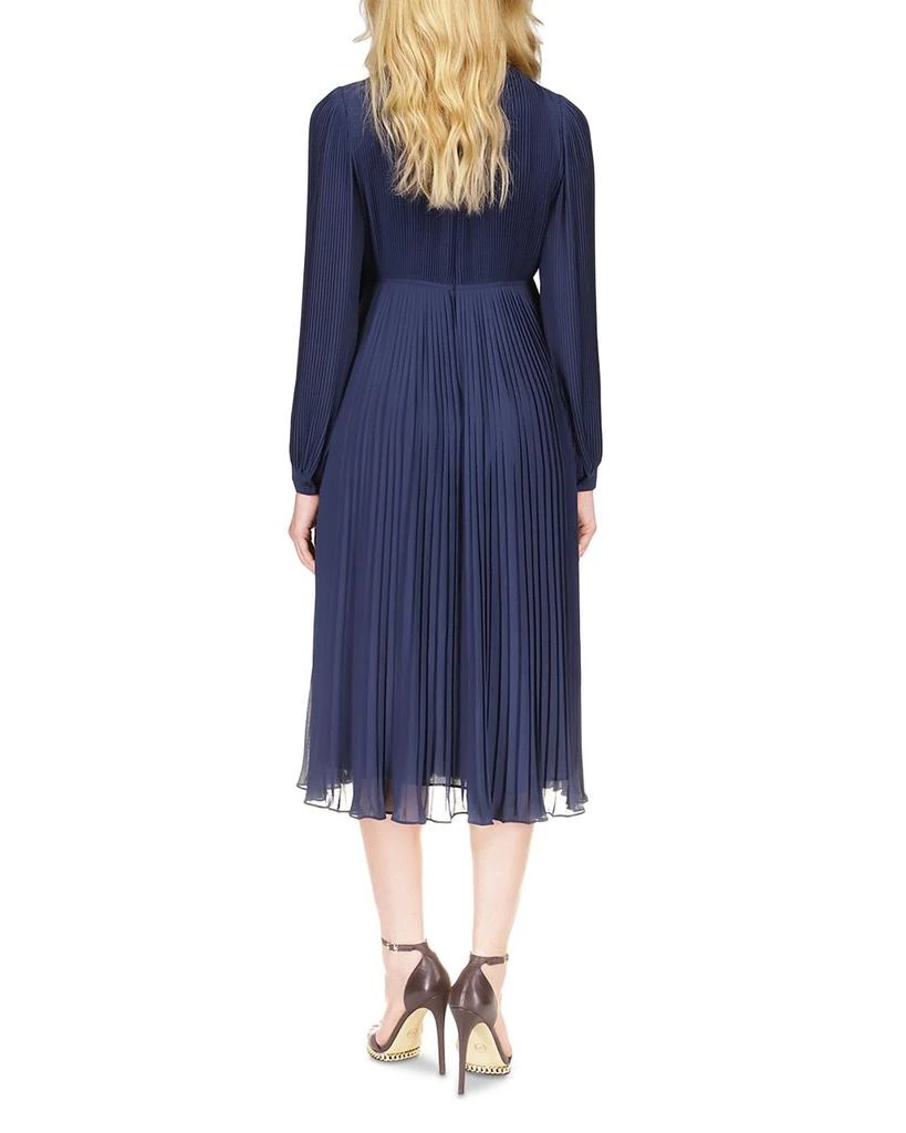 Pleated Midi Dress 商品