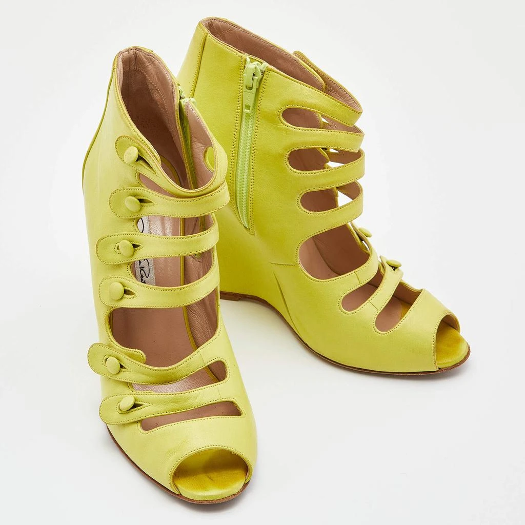 商品[二手商品] Oscar de la Renta|Oscar de la Renta Yellow Leather Caged Ankle Length Wedge Sandals Size 37.5,价格¥1014,第4张图片详细描述