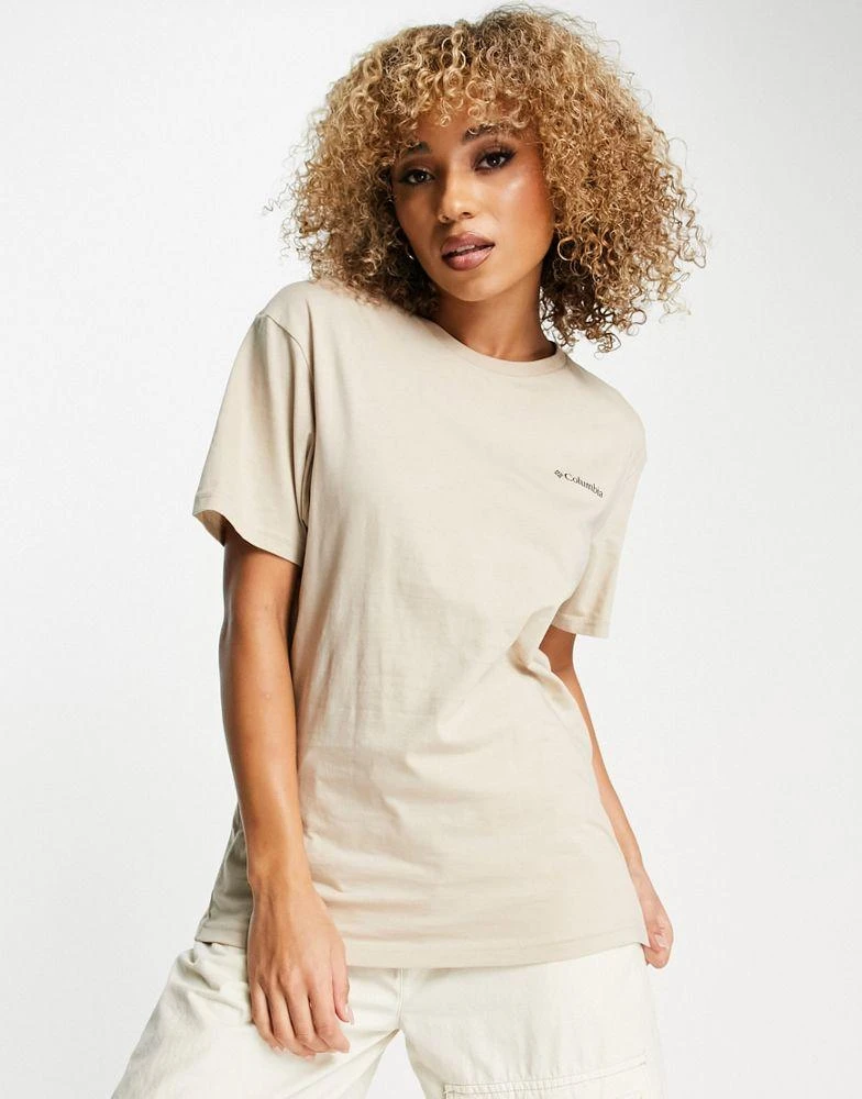 商品Columbia|Columbia Alpine Way boyfriend fit t-shirt in stone Exclusive at ASOS,价格¥163,第2张图片详细描述