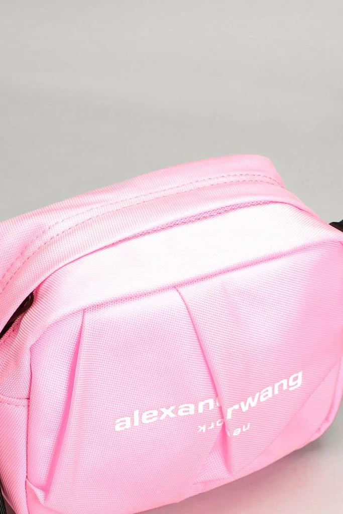 商品Alexander Wang|Wangsport Shoulder Bag In Rose-pink Polyester,价格¥2930,第4张图片详细描述