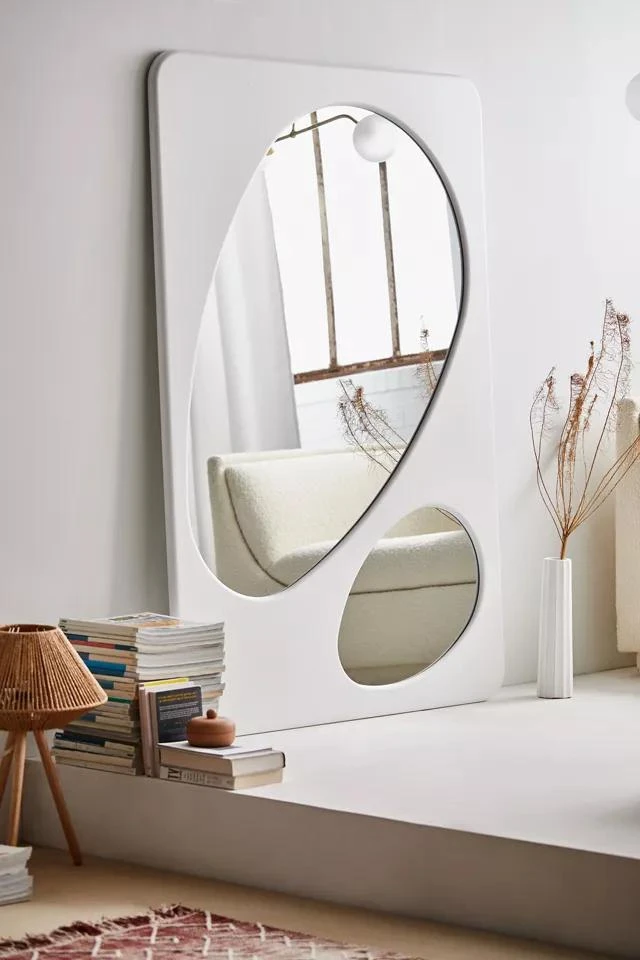 商品Urban Outfitters|Isobel Floor Mirror,价格¥5238,第1张图片
