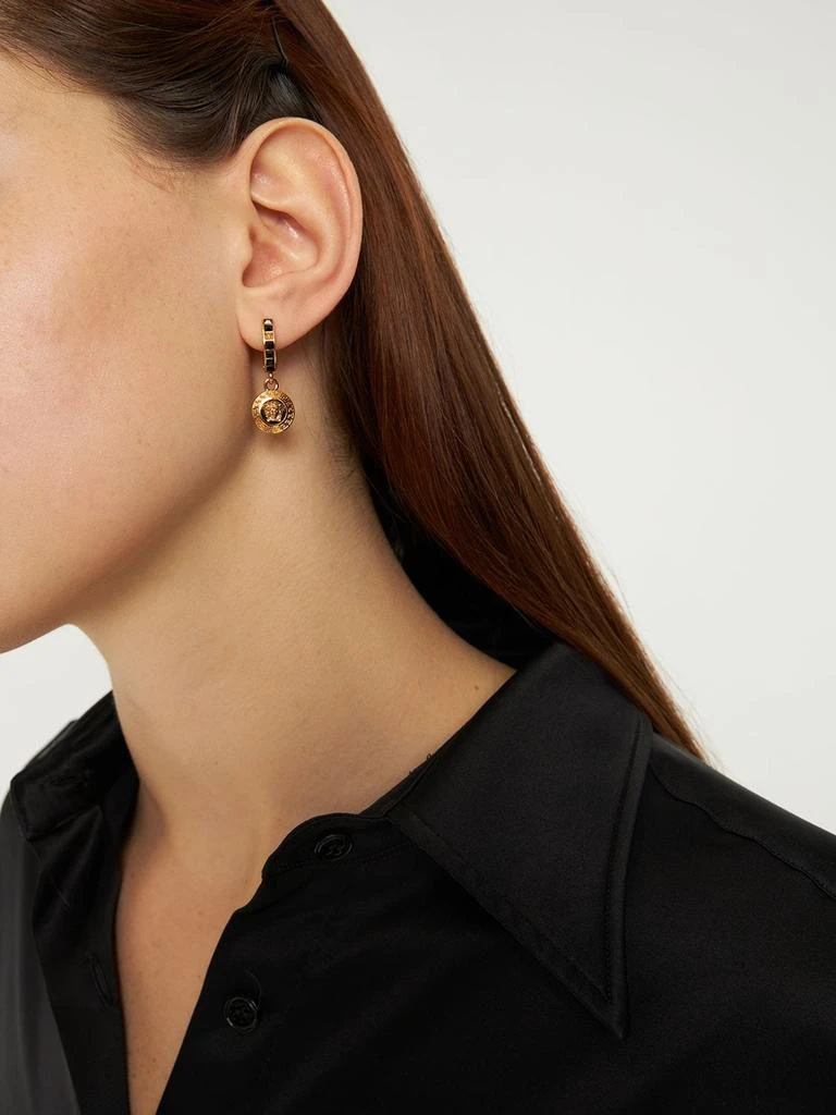 商品Versace|Medusa Crystal Charm Hoop Earrings,价格¥4009,第1张图片详细描述