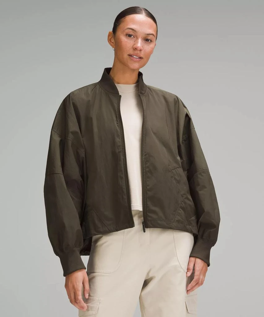 商品Lululemon|Lightweight Hem-Cinch Bomber Jacket,价格¥1482,第3张图片详细描述