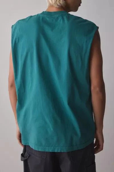 商品Obey|OBEY UO Exclusive Obey Industries Graphic Muscle Tee,价格¥195,第2张图片详细描述