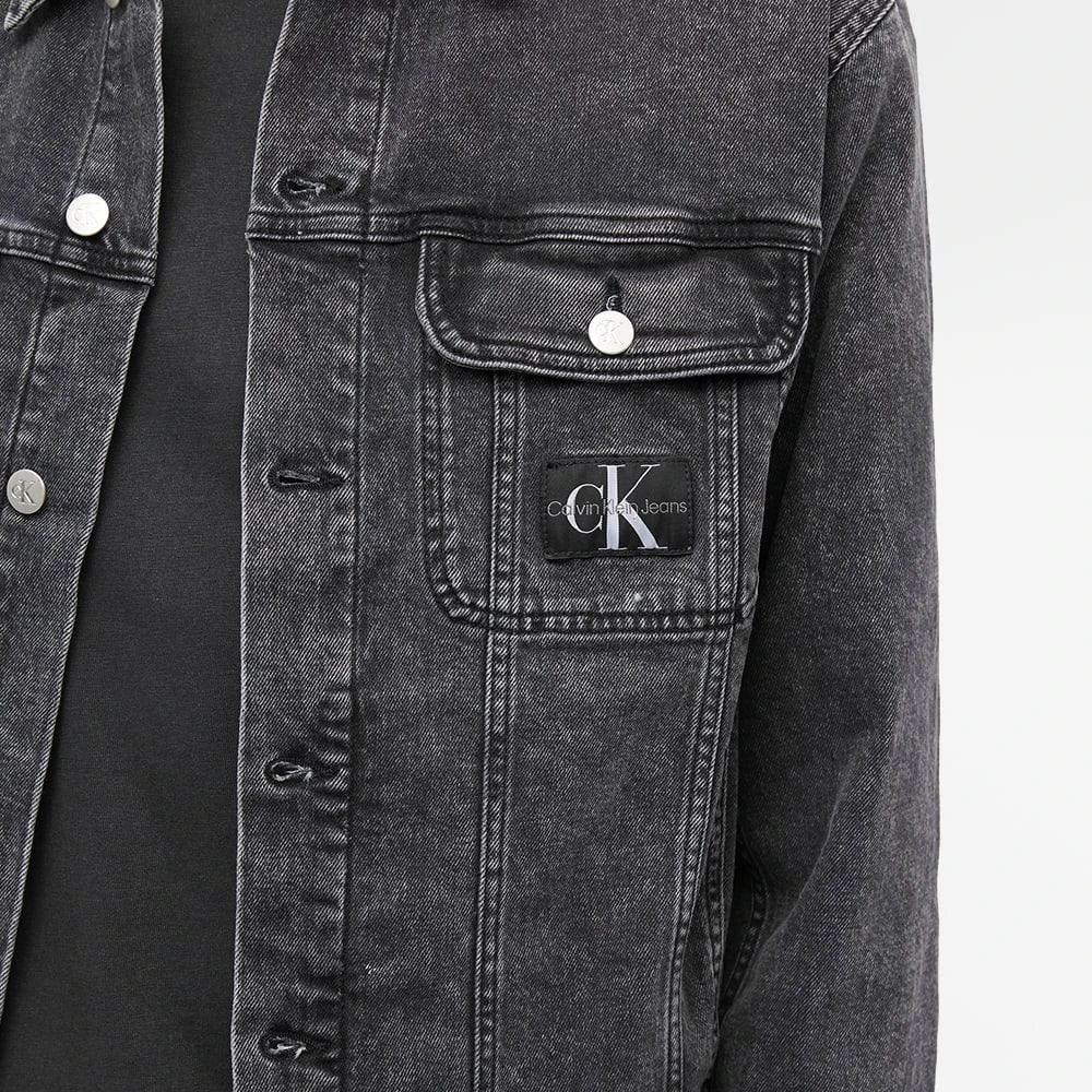 商品Calvin Klein|Calvin Klein Regular 90s Denim Jacket,价格¥607,第5张图片详细描述