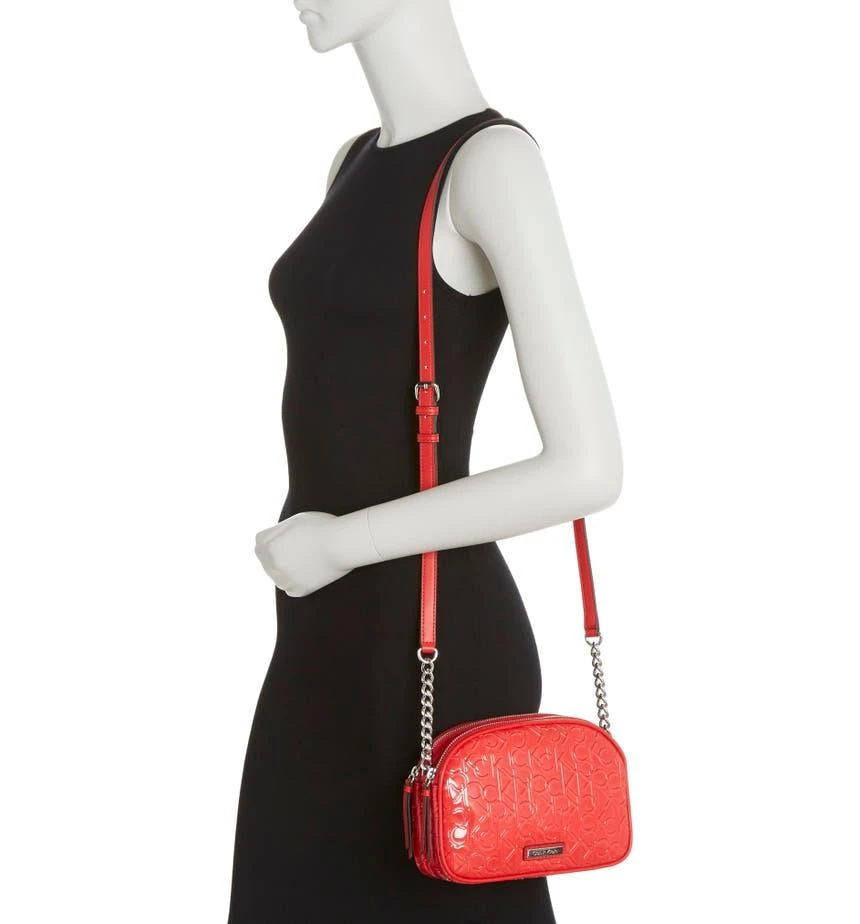 商品Calvin Klein|Takara Crossbody Bag,价格¥225,第2张图片详细描述