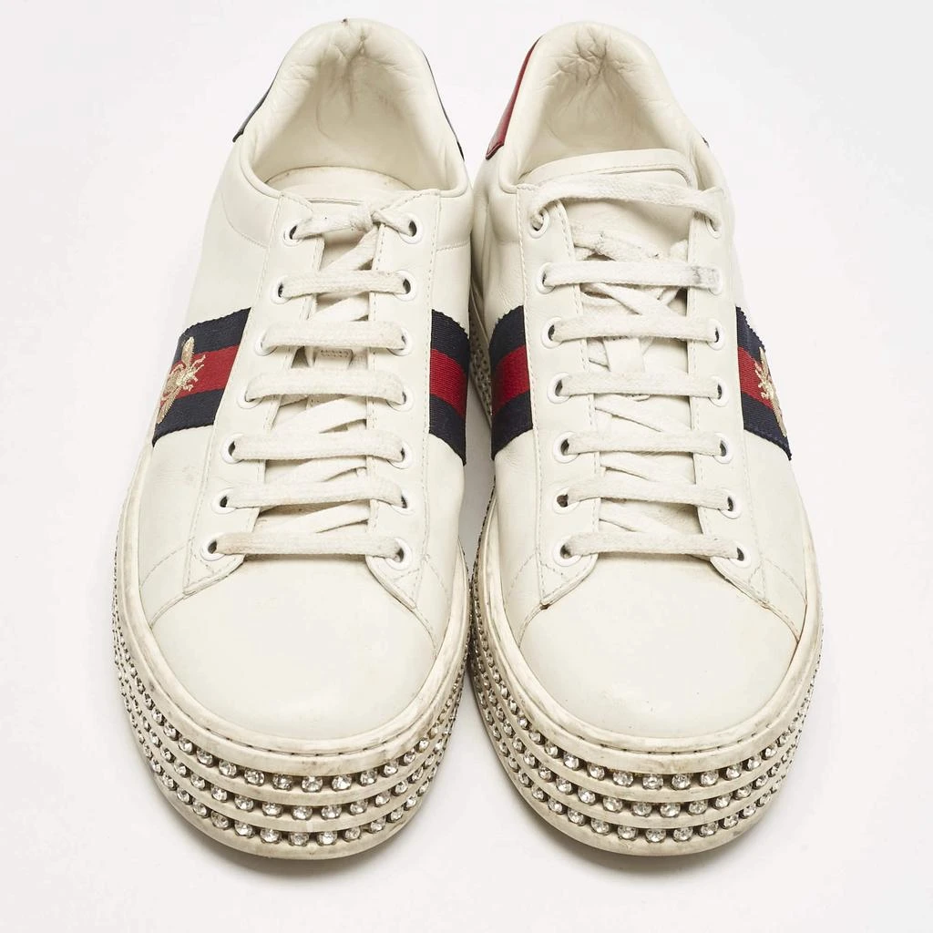 商品[二手商品] Gucci|Gucci White Leather Embroidered Bee Crystal Embellished Platform New Ace Sneakers Size 39.5,价格¥3840,第3张图片详细描述