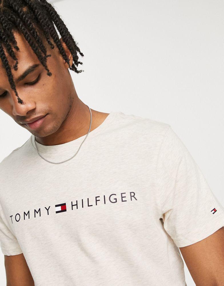 商品Tommy Hilfiger|Tommy Hilfiger t-shirt in stone,价格¥319,第5张图片详细描述