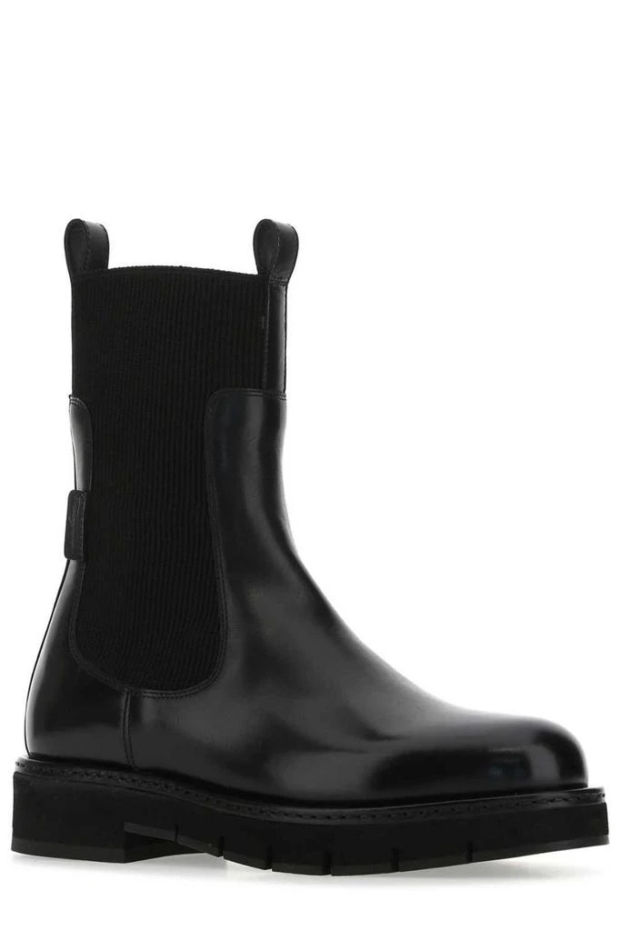 商品Salvatore Ferragamo|Salvatore Ferragamo Pull-On Chelsea Boots,价格¥4214,第2张图片详细描述