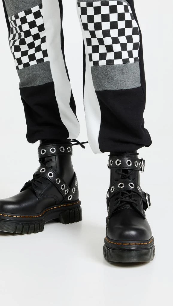 商品Dr. Martens|Audrick 8 孔靴子,价格¥911,第2张图片详细描述