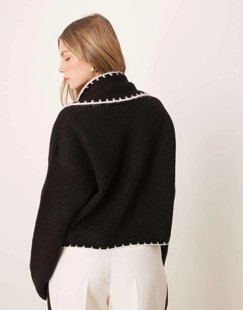 商品Miss Selfridge|Miss Selfridge knitted blanket stitch jumper with scarf in black,价格¥281,第3张图片详细描述
