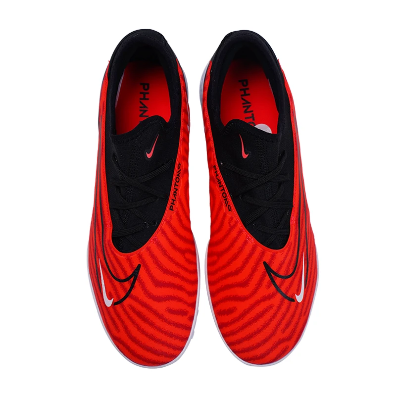 商品[国内直发] NIKE|Phantom GX 休闲百搭 TF（胶质碎钉） 人造草地硬草地 复合材质 防滑 足球鞋 男款 红黑,价格¥775,第4张图片详细描述