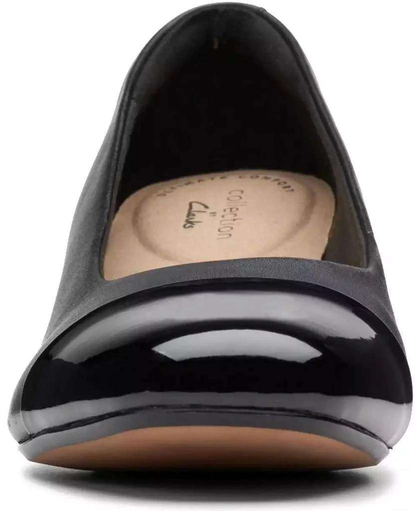 商品Clarks|Women's Marilyn Sara Pumps,价格¥427,第5张图片详细描述